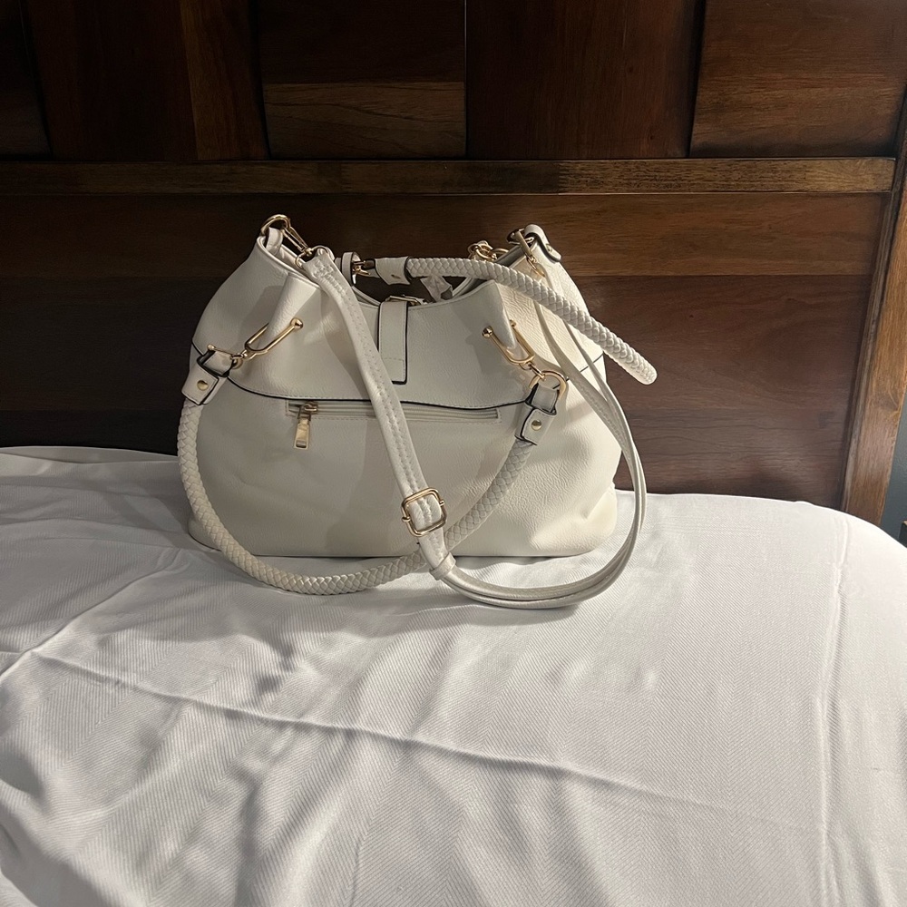 Sophisticated Cream Shoulder Bag